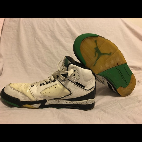 Air Jordan Sixty Plus - Picture 3 of 3